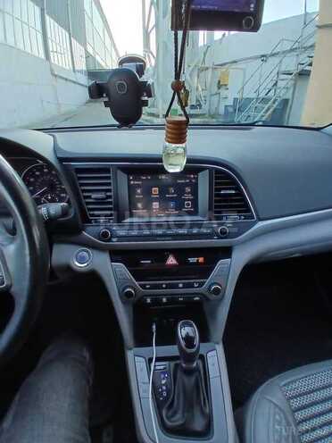 Hyundai Elantra 2018, 186,684 km - 2.0 l - Bakı