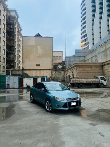 Ford Focus 2012, 318,000 km - 2.0 l - Bakı