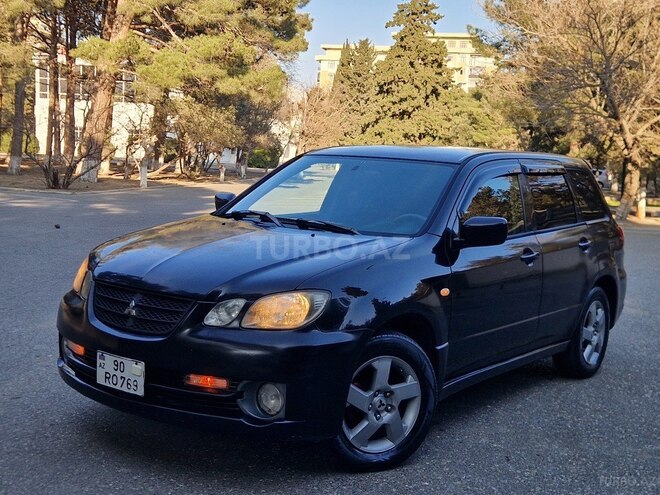 Mitsubishi Airtrek-15