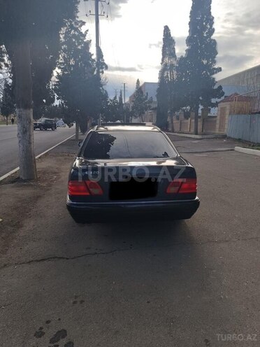 Mercedes E 320 1998, 522,000 km - 3.2 л - Bakı