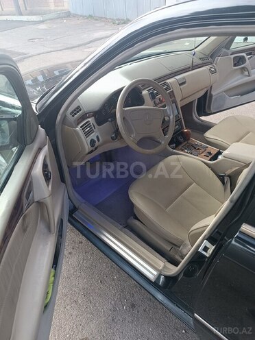 Mercedes E 320 1998, 522,000 km - 3.2 л - Bakı