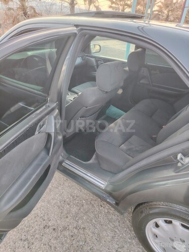Mercedes E 230 1995, 471,000 km - 2.3 l - Ağstafa