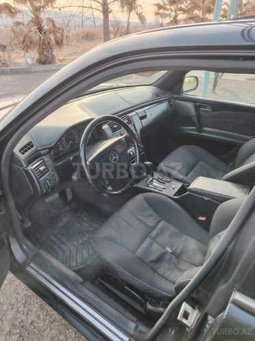Mercedes E 230 1995, 471,000 km - 2.3 l - Ağstafa