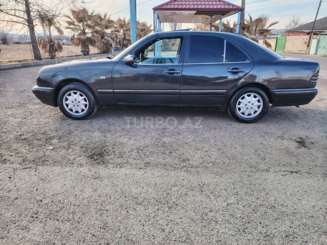 Mercedes E 230 1995, 471,000 km - 2.3 l - Ağstafa