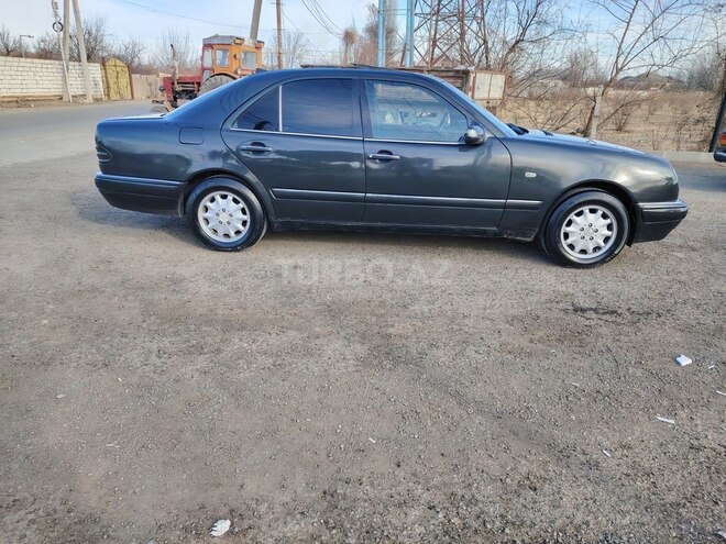 Mercedes E 230 1995, 471,000 km - 2.3 l - Ağstafa