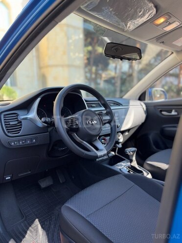 Kia Rio X-Line 2021, 22,000 km - 1.4 l - Bakı
