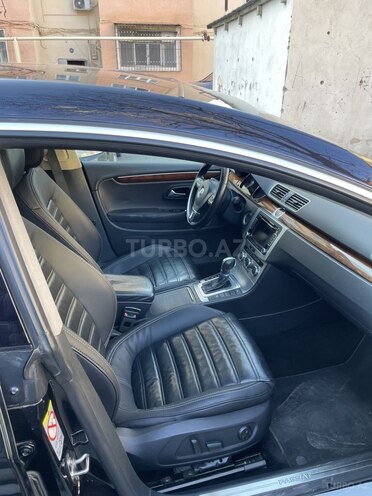 Volkswagen Passat CC-10