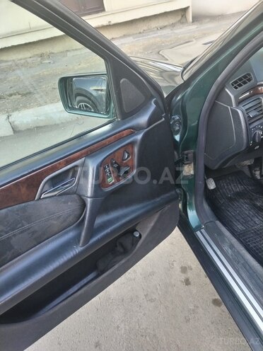 Mercedes E 230 1997, 52,000 km - 2.3 l - Gəncə