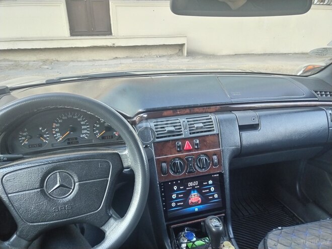 Mercedes E 230 1997, 52,000 km - 2.3 l - Gəncə
