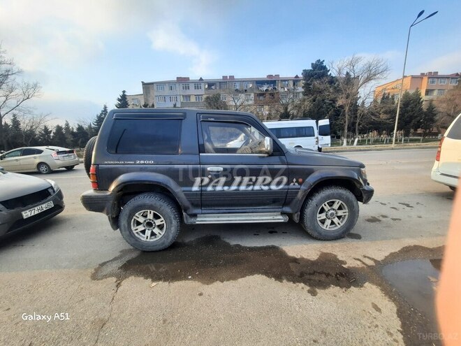 Mitsubishi Pajero 1994, 250,000 km - 2.8 л - Sumqayıt