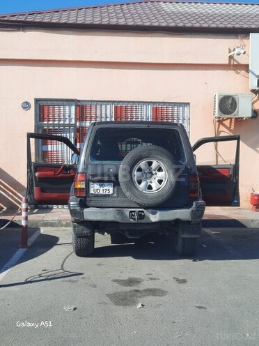Mitsubishi Pajero 1994, 250,000 km - 2.8 л - Sumqayıt