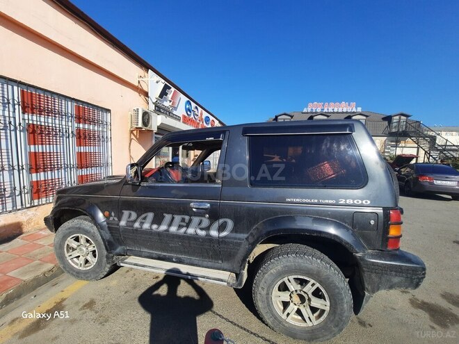 Mitsubishi Pajero 1994, 250,000 km - 2.8 л - Sumqayıt