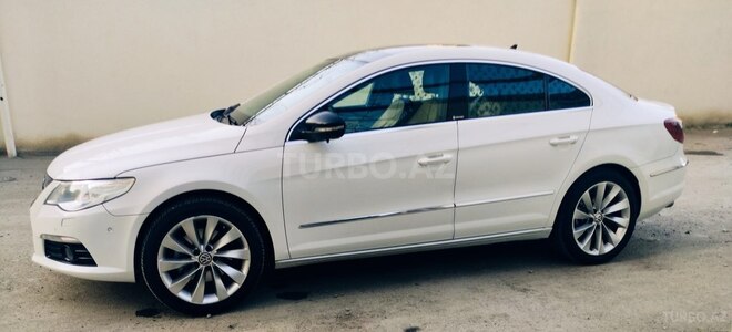 Volkswagen Passat CC-8