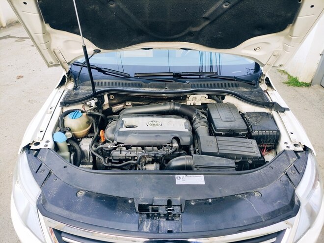 Volkswagen Passat CC-15