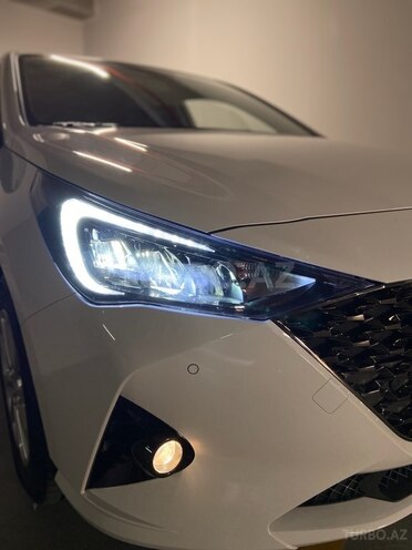 Hyundai Accent 2021, 45,200 km - 1.6 л - Bakı