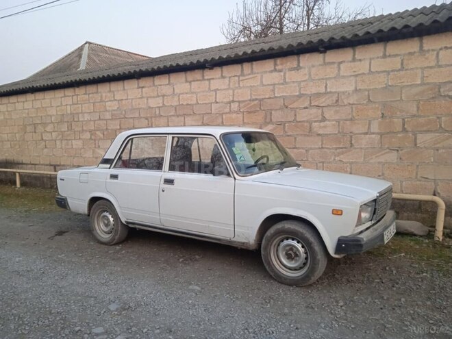 LADA (VAZ) 2107 2004, 80,000 km - 1.6 l - Zaqatala
