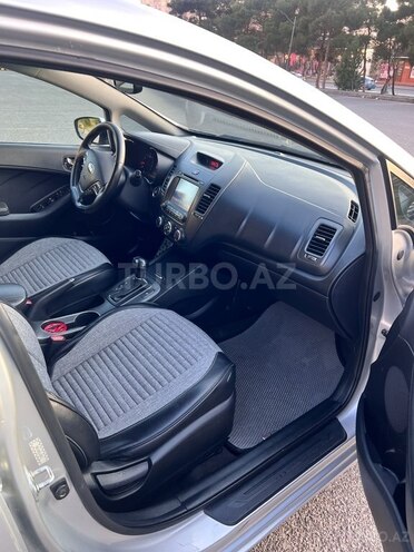 Kia Cerato 2015, 220,000 km - 2.0 l - Bakı