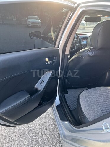 Kia Cerato 2015, 220,000 km - 2.0 l - Bakı