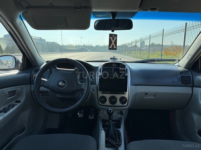 Kia Cerato-12