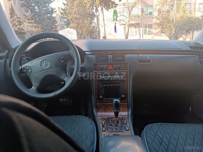 Mercedes E 270 2001, 373,000 km - 2.7 l - Bakı