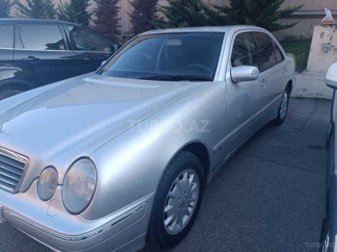 Mercedes E 270 2001, 373,000 km - 2.7 l - Bakı