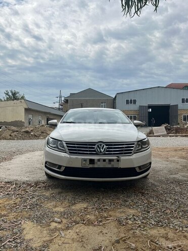 Volkswagen Passat CC-1