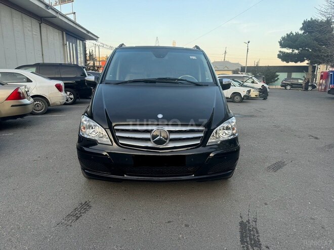 Mercedes Viano-1