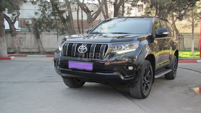 Toyota Land Cruiser Prado-8