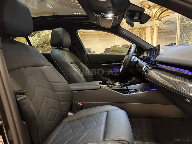 BMW 520-12