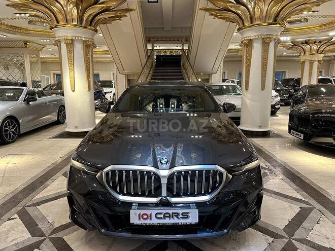 BMW 520-1