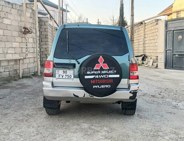 Mitsubishi Pajero io 2000, 140,313 km - 1.8 л - Bakı