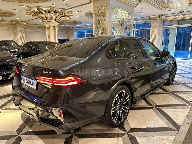 BMW 520-7