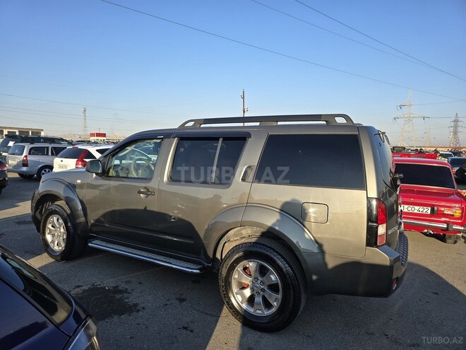 Nissan Pathfinder 2005, 437,000 km - 2.5 l - Bakı