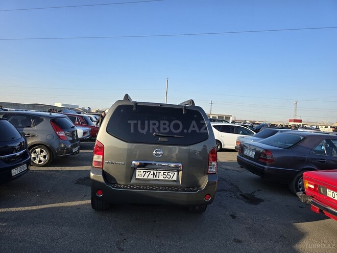 Nissan Pathfinder 2005, 437,000 km - 2.5 l - Bakı