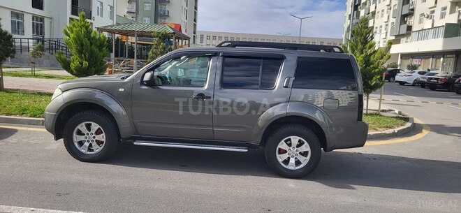 Nissan Pathfinder 2005, 437,000 km - 2.5 l - Bakı