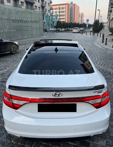 Hyundai Grandeur-8