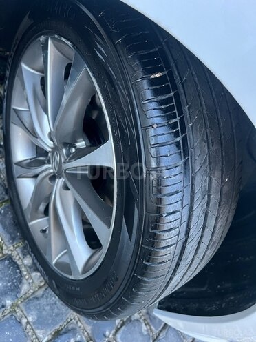 Hyundai Grandeur-18