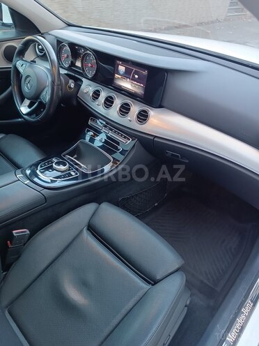 Mercedes E 200 d 2016, 311,000 km - 2.2 l - Bakı