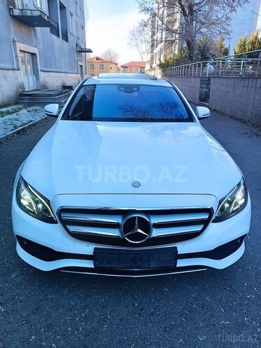 Mercedes E 200 d 2016, 311,000 km - 2.2 l - Bakı