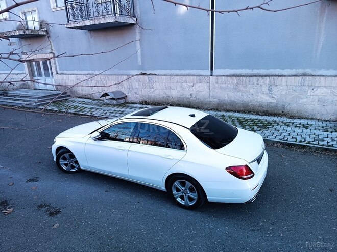 Mercedes E 200 d 2016, 311,000 km - 2.2 l - Bakı