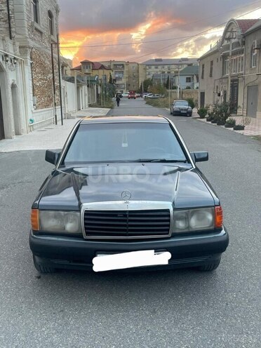 Mercedes 190 1993, 300,000 km - 2.0 l - Sumqayıt