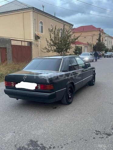Mercedes 190 1993, 300,000 km - 2.0 l - Sumqayıt