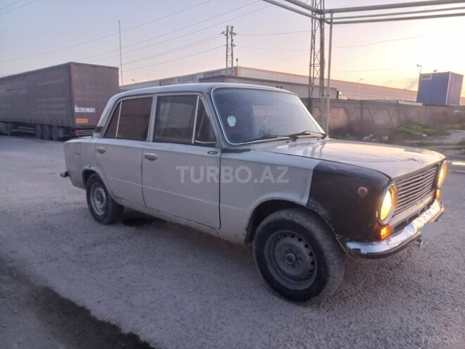 LADA (VAZ) 21011 1984, 94,000 km - 1.3 л - Bakı