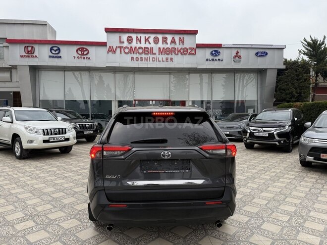 Toyota RAV4 2019, 135,100 km - 2.0 l - Lənkəran