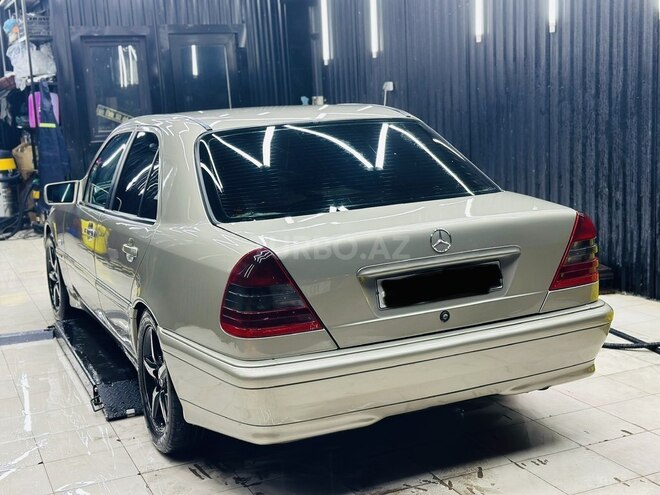 Mercedes C 220 d 1999, 349,000 km - 2.2 л - Bakı