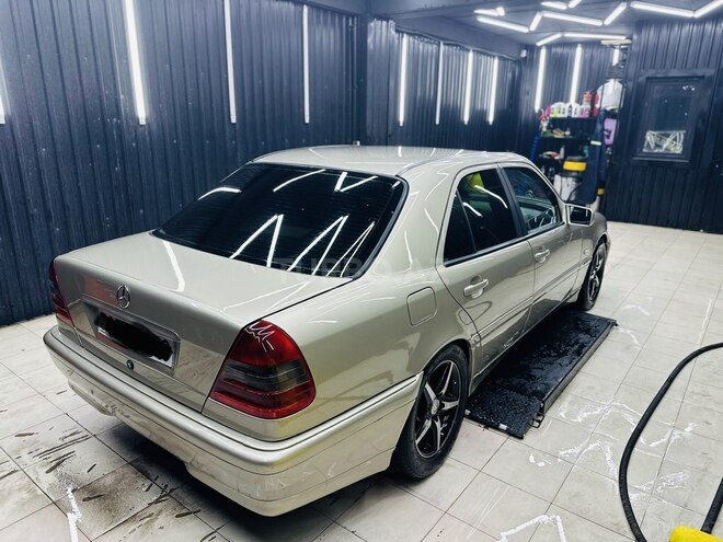 Mercedes C 220 d 1999, 349,000 km - 2.2 л - Bakı