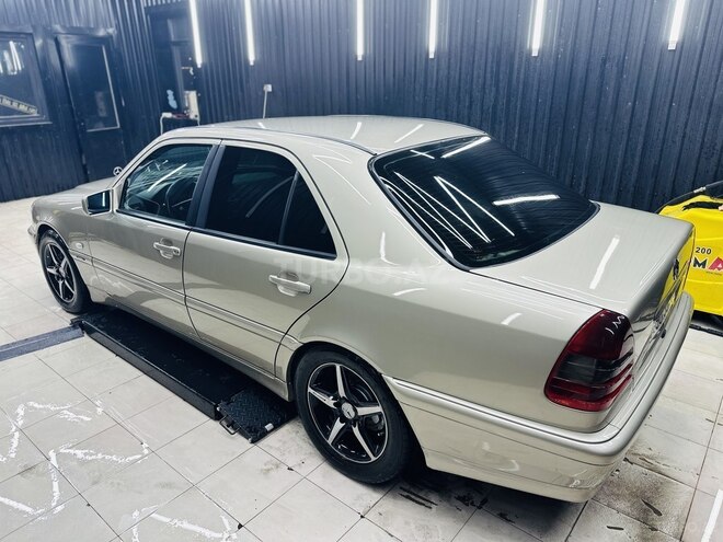 Mercedes C 220 d 1999, 349,000 km - 2.2 л - Bakı