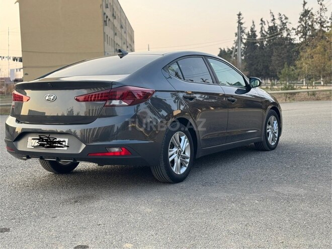 Hyundai Elantra 2019, 90,700 km - 2.0 l - Bakı