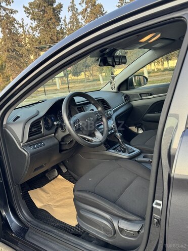 Hyundai Elantra 2019, 90,700 km - 2.0 l - Bakı