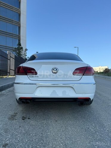 Volkswagen Passat CC-9